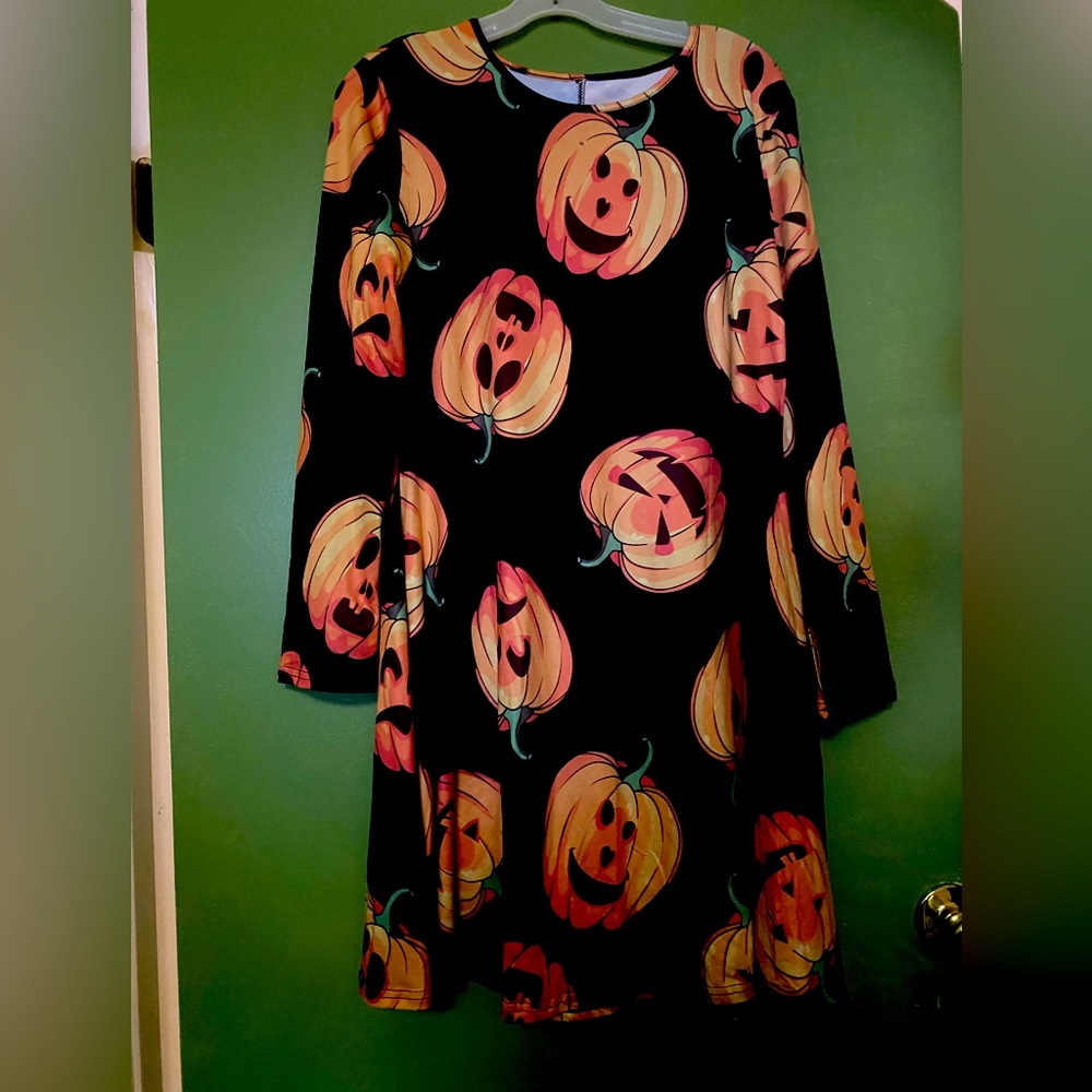 Unbranded silky soft Halloween pumpkin dress size XL